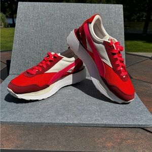 Women's 8.5 Bold Red and Pink Sneakers Puma Cruise Rider